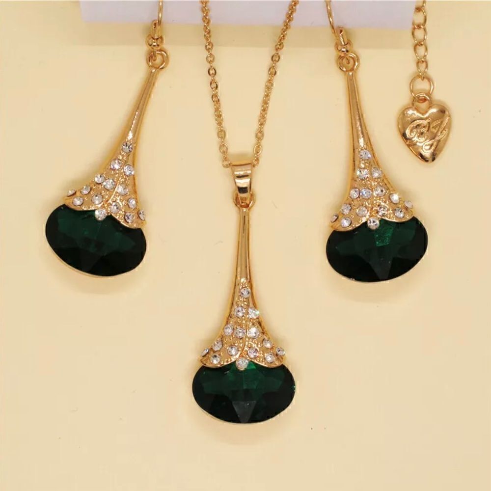 BJ Necklace Earring Set NWT